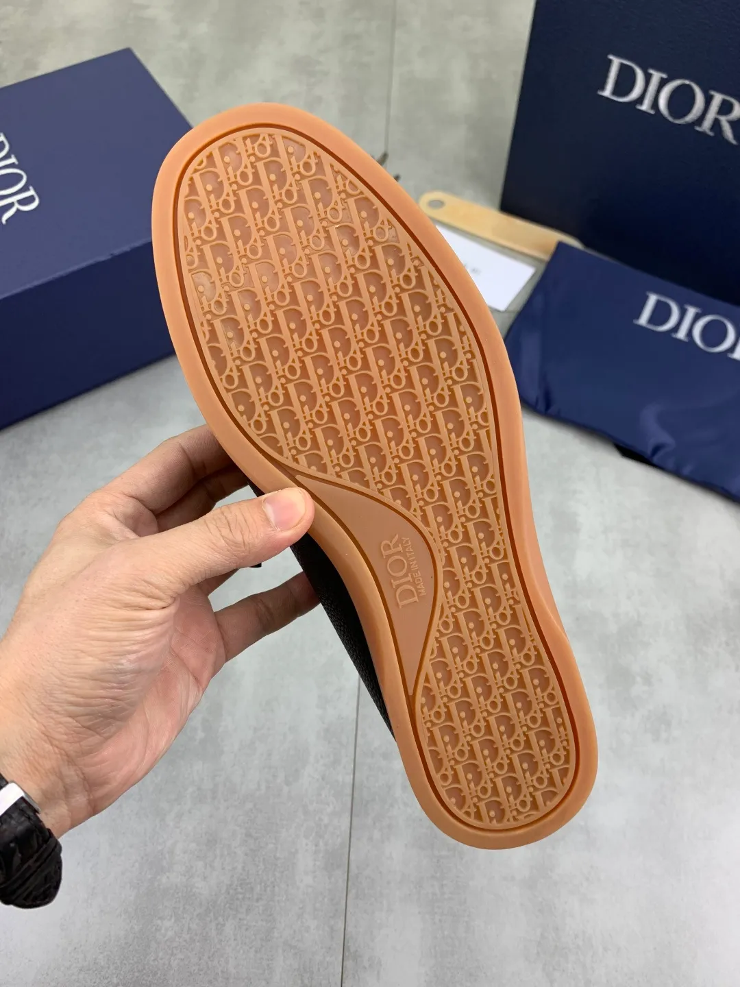 Men's Men's Shoes 💰P580 New Niuli💰High Version 💎💎💎Dior Original! Top Italian purchasing agent! Men's high-top business casual leather shoes, original imported calfskin upper, oiled edges, ultimate texture, gentleman style, imported cowhide lining inside, top-quality original Italian rubber outsole, first-class workmanship, top quality! Size: 39-44 (45 customized)